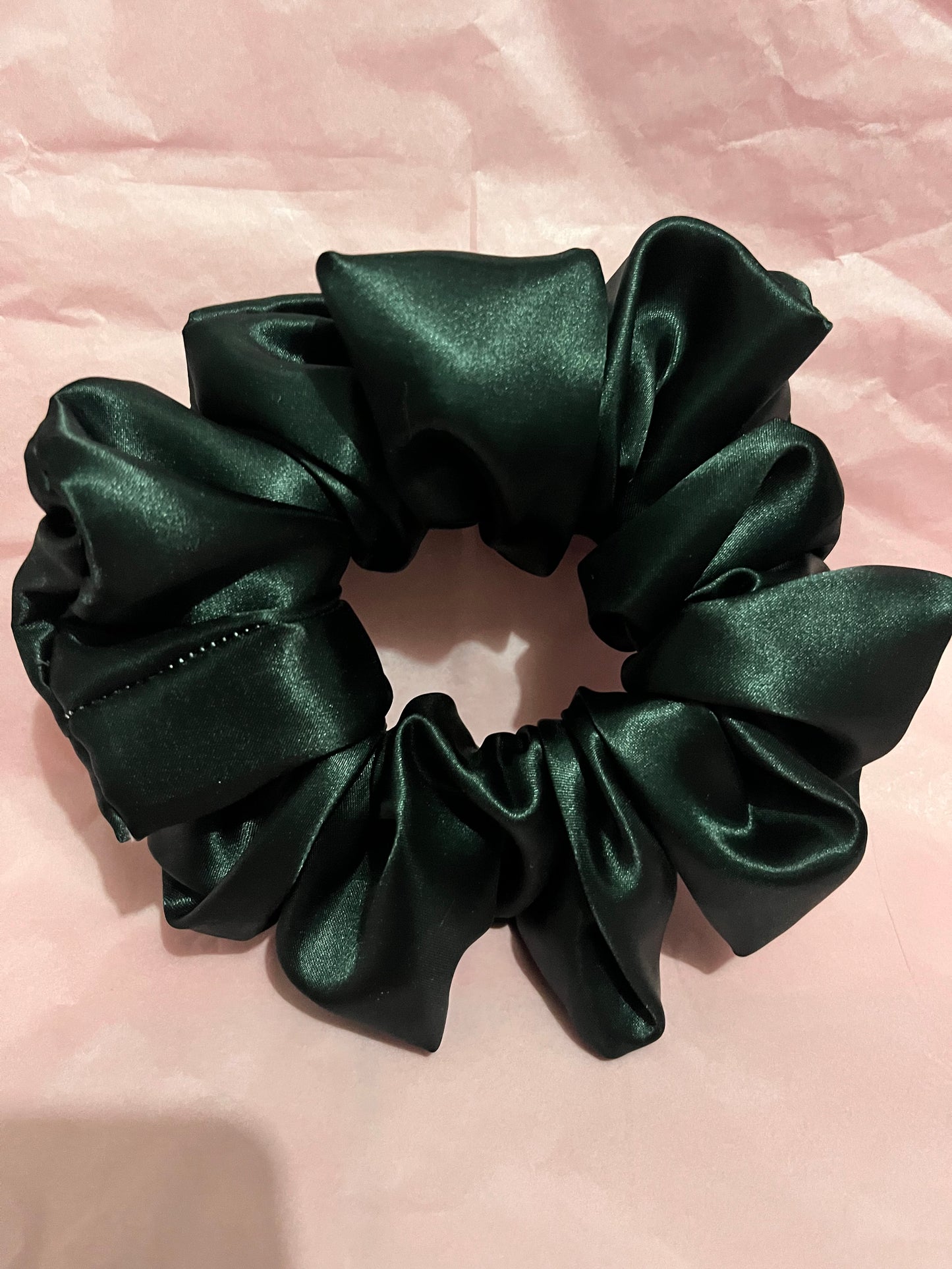 Large satin deluxe Scrunchie large