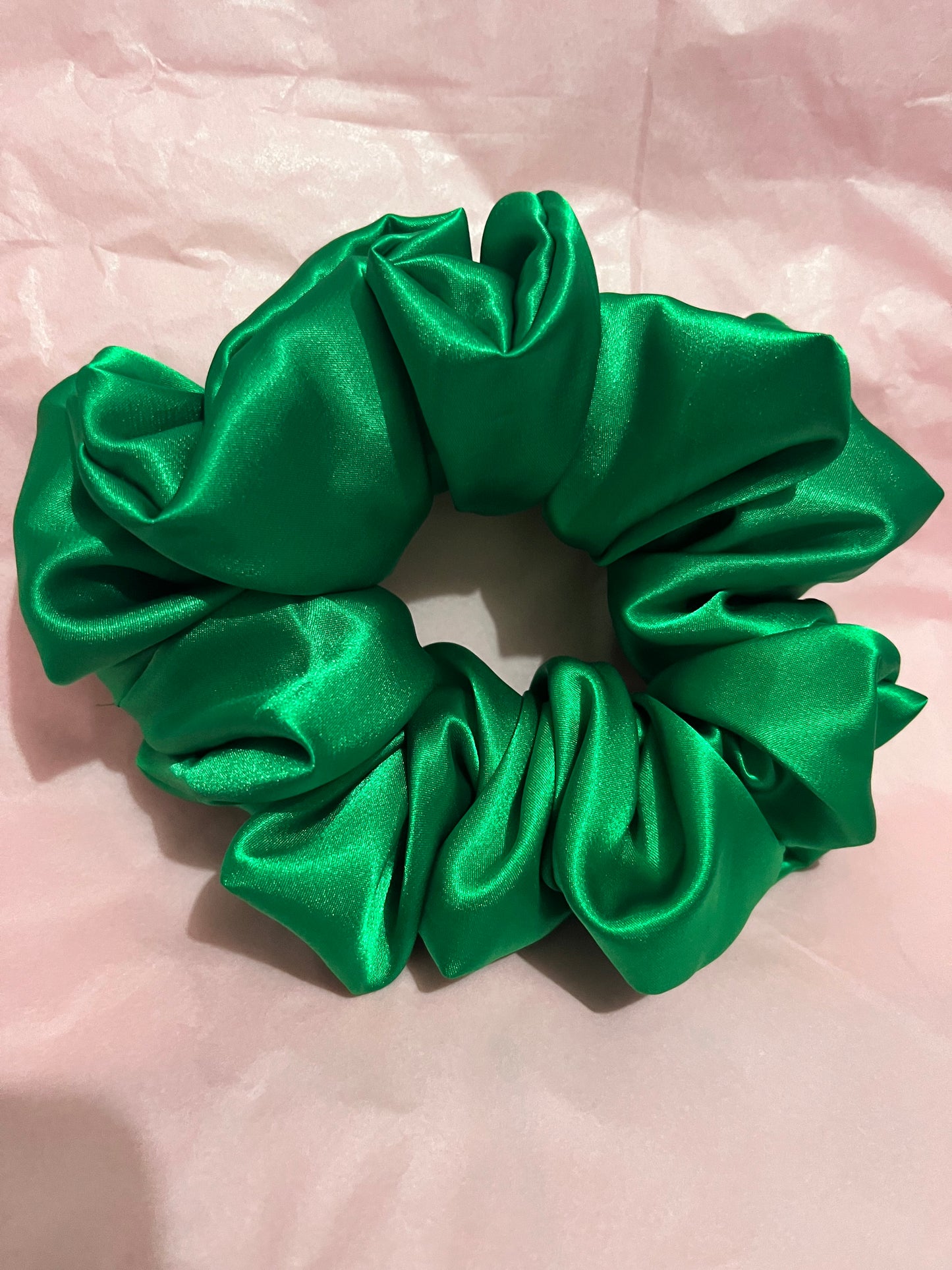 Large satin deluxe Scrunchie large